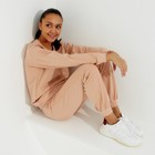 Костюм женский (свитшот, брюки) MINAKU: Casual Collection цвет бежевый, размер 48 7688173