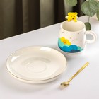 Чайная пара керамическая с ложкой «Мишка», 2 предмета: чашка 180 мл, блюдце d=15 см, цвет белый - фото 24446869