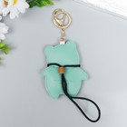 Брелок кожзам с карабином "Лягушонок закатил глаза" 10х7,6 см - фото 21525267