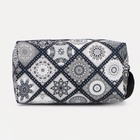 Косметичка дорожная на молнии, объёмная, с ручкой, с узором, серая - Фото 3