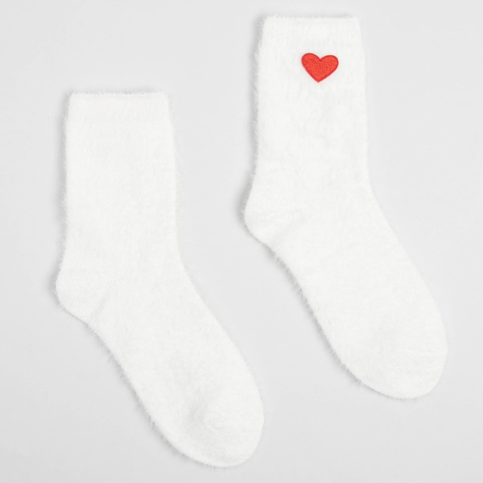 Носки махровые MINAKU с сердечком, цвет белый, размер 36-39 (23-25 см) - Фото 1
