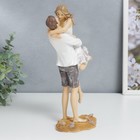 Фигурка полистоун «Влюблённые на песчаном пляже: объятия», 26×8.5×14.5 см 7077666