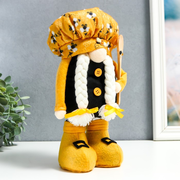 Кукла интерьерная "Бабуля в берете с пчёлами с ложкой для мёда" раздвижной 28-40 см - фото 1907413834