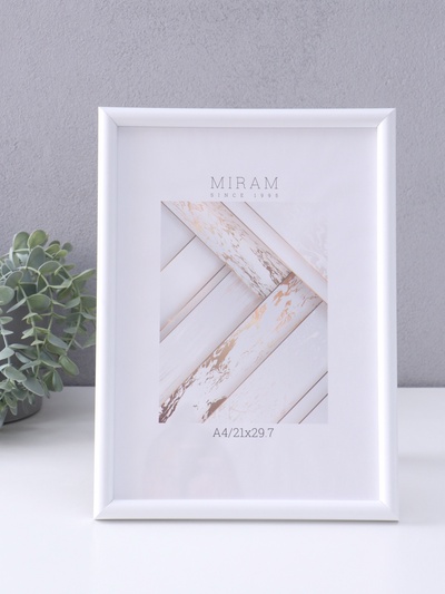 Фоторамка пластик "МИРАМ" 21х29,7 см, (A4) белый (пластиковый экран)
