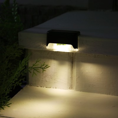 Садовый светильник на солнечной батарее, 8 × 4.5 × 4.5 см, 1 LED, свечение тёплое белое, чёрный