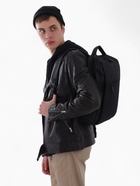 Рюкзак мужской на молнии, 2 наружных кармана, с USB, цвет чёрный - Фото 13