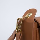 Сумка-мессенджер на клапане, цвет коричневый - фото 41993326