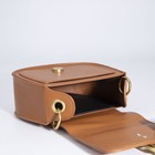 Сумка-мессенджер на клапане, цвет коричневый - фото 41993328