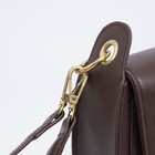 Сумка-мессенджер на клапане, цвет коричневый - фото 24628129