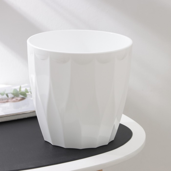 Кашпо для цветов со вставкой «Флюте», 4.5 л, d=20 см, h=20 см, белое - Фото 1