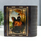 Деревянная шкатулка-книга «Лошадь» 14×14 см - фото 68100069