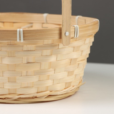 Корзина плетёная, 26×26×12 см, ручка h=18 см, бамбук, натуральный цвет