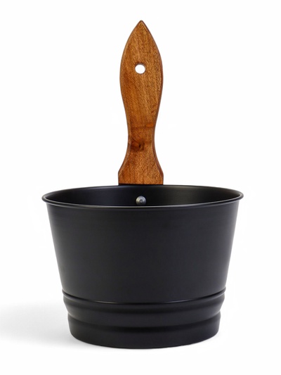 Ушат для бани и сауны, 4 л, сталь, с деревянной ручкой, чёрный