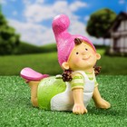 Садовая фигура "Девочка-гномик" 13x19x19см - Фото 1