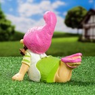 Садовая фигура "Девочка-гномик" 13x19x19см - Фото 3