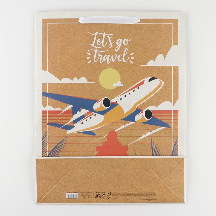 Пакет подарочный крафтовый вертикальный, упаковка, «Let's go travel», L 31 х 40 х 11.5 см - фото 1919275595