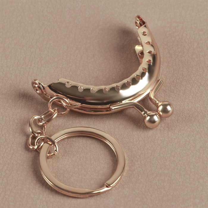 Фермуар пришивной «Полукруг», с кольцом, 5,3 × 4 см, цвет золотой
