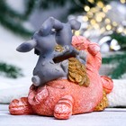 Копилка "Зайцы на тигре" серые, 12х10х13см - Фото 3