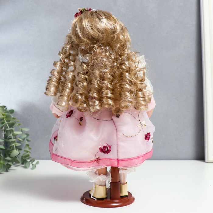 Кукла коллекционная керамика "Агата в бело-розовом платье и с цветами в волосах" 30 см - фото 1900105848