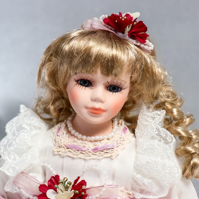 Кукла коллекционная керамика "Агата в бело-розовом платье и с цветами в волосах" 30 см - фото 1877933931