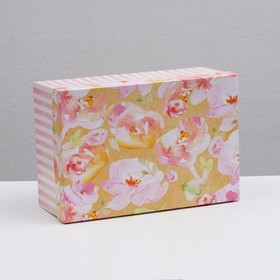 Подарочная коробка "Цветы", 26 х 17,5 х 11 см