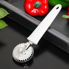 Нож для пиццы и теста Доляна «Сливки», ребристый, цвет белый - Фото 1