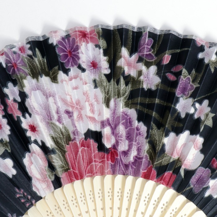 Веер бамбук, текстиль h=21 см "Цветы" с чехлом, чёрный - фото 1907423134