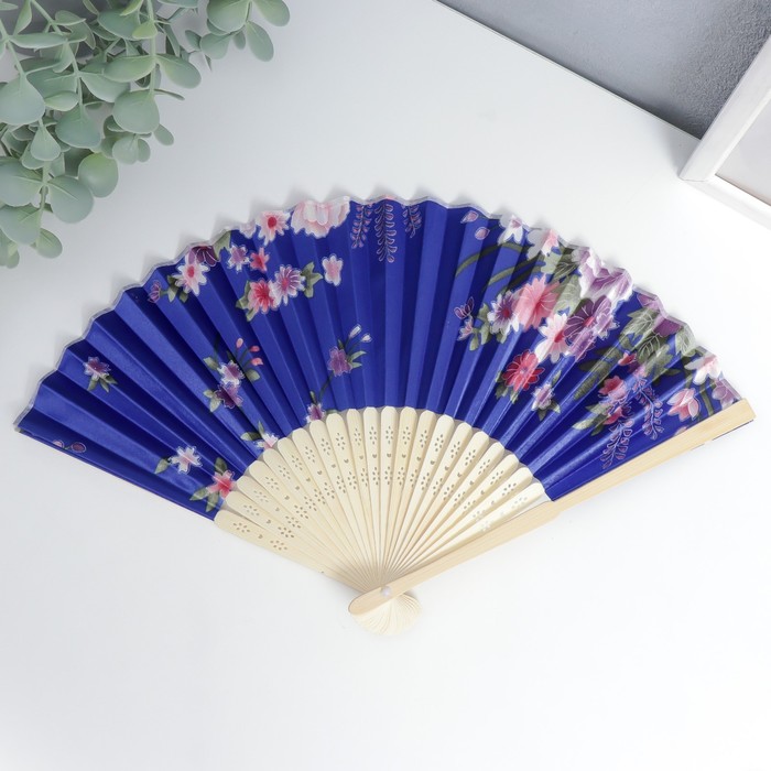 Веер бамбук, текстиль h=21 см "Цветы" с чехлом, синий - фото 1907423143