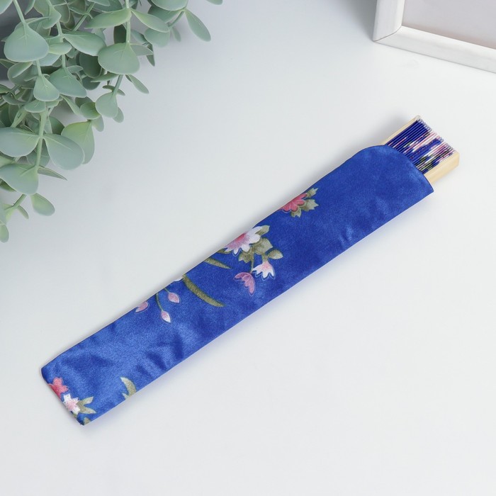 Веер бамбук, текстиль h=21 см "Цветы" с чехлом, синий - фото 1907423147