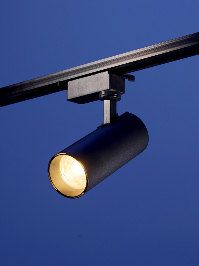 {{productViewItem.photos[photoViewList.activeNavIndex].Alt || productViewItem.photos[photoViewList.activeNavIndex].Description || 'Трековый светильник Luazon lighting, TSL-012, 20 Вт, 1400 Лм, 2800K, чёрный, свечение тёплое белое'}}