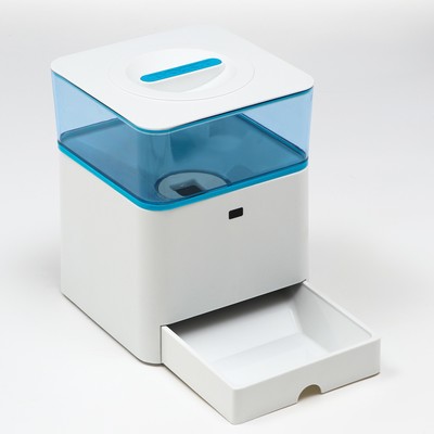 Умная автокормушка, контейнер 4.5 л, функция записи голоса, с функцией управления с пульта