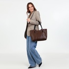 Сумка женская на молнии, цвет коричневый - фото 27639368