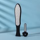 Тёрка для ног, лазерная, двусторонняя, с пилкой, прорезиненная ручка, 27 см, цвет чёрный - фото 24508035