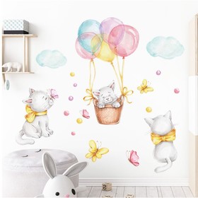 Наклейка пластик интерьерная цветная "Котята с бабочками и воздушным шаром" 40х60 см