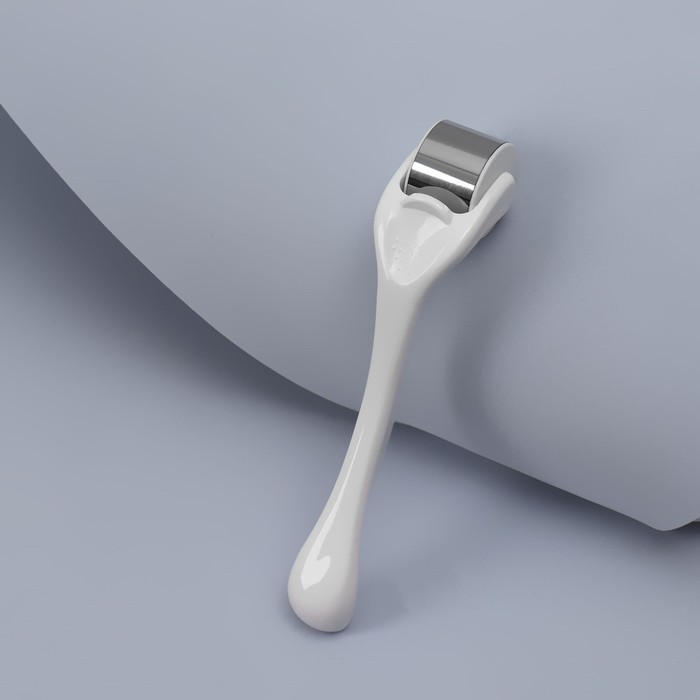 Ледяной роллер, универсальный, 13,5 × 2,8 см, цвет белый/серебристый 27662