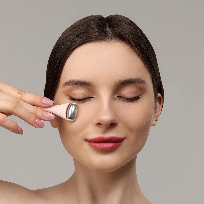 Ледяной роллер, универсальный, 7,8 × 2,8 см, цвет розовый/серебристый 27673