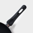 Сковорода Доляна Basic, d=22 см, пластиковая ручка, антипригарное покрытие, индукция, цвет чёрный - Фото 3