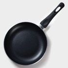 Сковорода Доляна Basic, d=24 см, пластиковая ручка, антипригарное покрытие, индукция, чёрная - Фото 2
