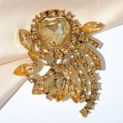 Брошь «Императрица» сердце, цвет золотой в чернёном золоте