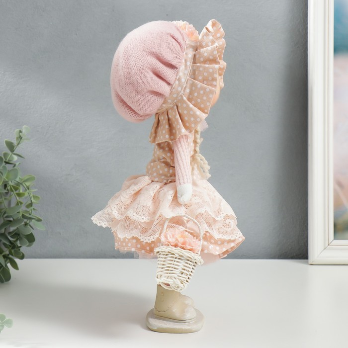 Кукла интерьерная "Малышка в чепчике и платье в горох, с корзиной цветов" 36х14х16 см - фото 1885369043