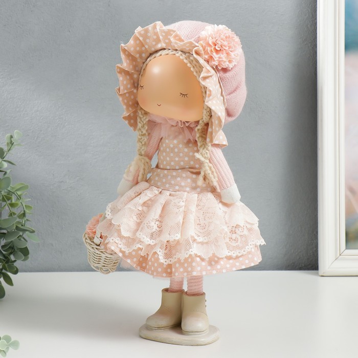 Кукла интерьерная "Малышка в чепчике и платье в горох, с корзиной цветов" 36х14х16 см - фото 1885369045