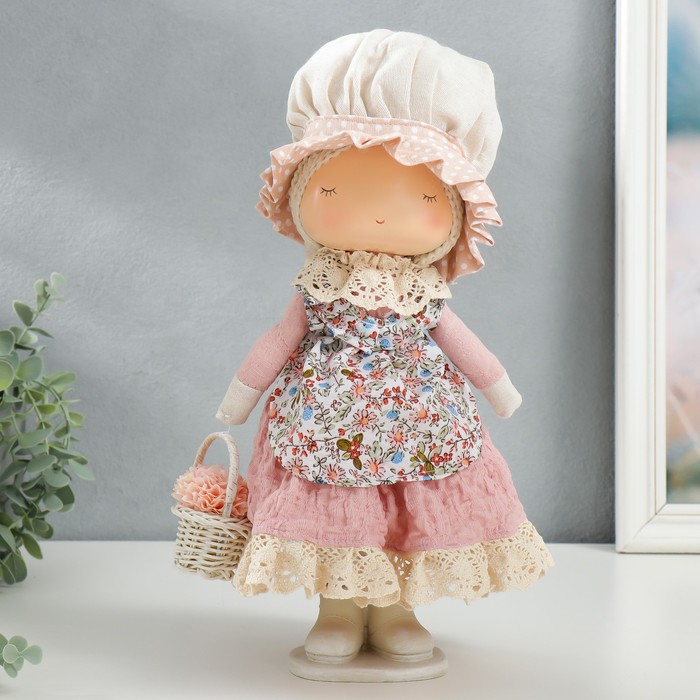 Кукла интерьерная "Малышка в чепчике и переднике цветочном, с корзиной цветов" 33х14х16 см - фото 1907435427
