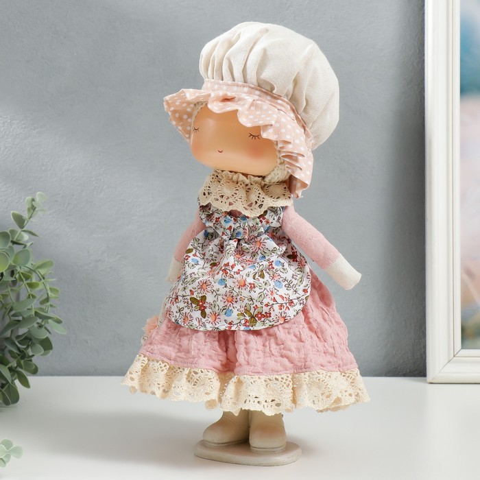 Кукла интерьерная "Малышка в чепчике и переднике цветочном, с корзиной цветов" 33х14х16 см - фото 1885369050