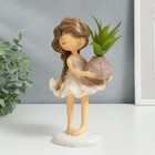Сувенир полистоун "Малышка с косой, с растением в вазе" 21х9х11,3 см - Фото 1