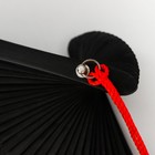 Веер бамбук, текстиль h=21 см "Бабочки под сакурой" красный, с кисточкой - Фото 4