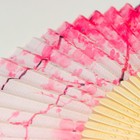 Веер бамбук, текстиль h=23 см "Лодочка под сакурой" розовый, с кисточкой - фото 7784356