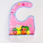 Нагрудник для кормления «Веселые подружки» непромокаемый на липучке, с карманом - Фото 4