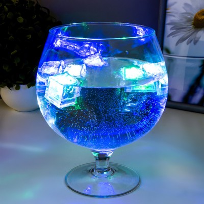 Фигурка светящаяся RISALUX «Льдинка» LED-ночник водный, от батареек 3×AG3, 2.6×2.6×2.7 см, МИКС