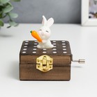 Шкатулка музыкальная механическая "Зайчик с морковкой" 7,5х6,5х8,5 см - Фото 1