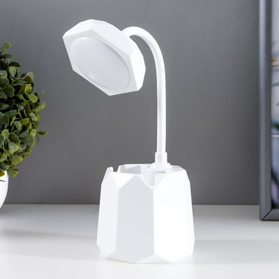 Лампа настольная "Грани" LED 1 режим 4,2Вт USB белый 9х9х32,5 см RISALUX